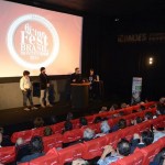 Diretor Paulo Nascimento, produtor Leonardo Machado e o ator Cesar Troncoso apresentando o filme "A oeste do fim do mundo"